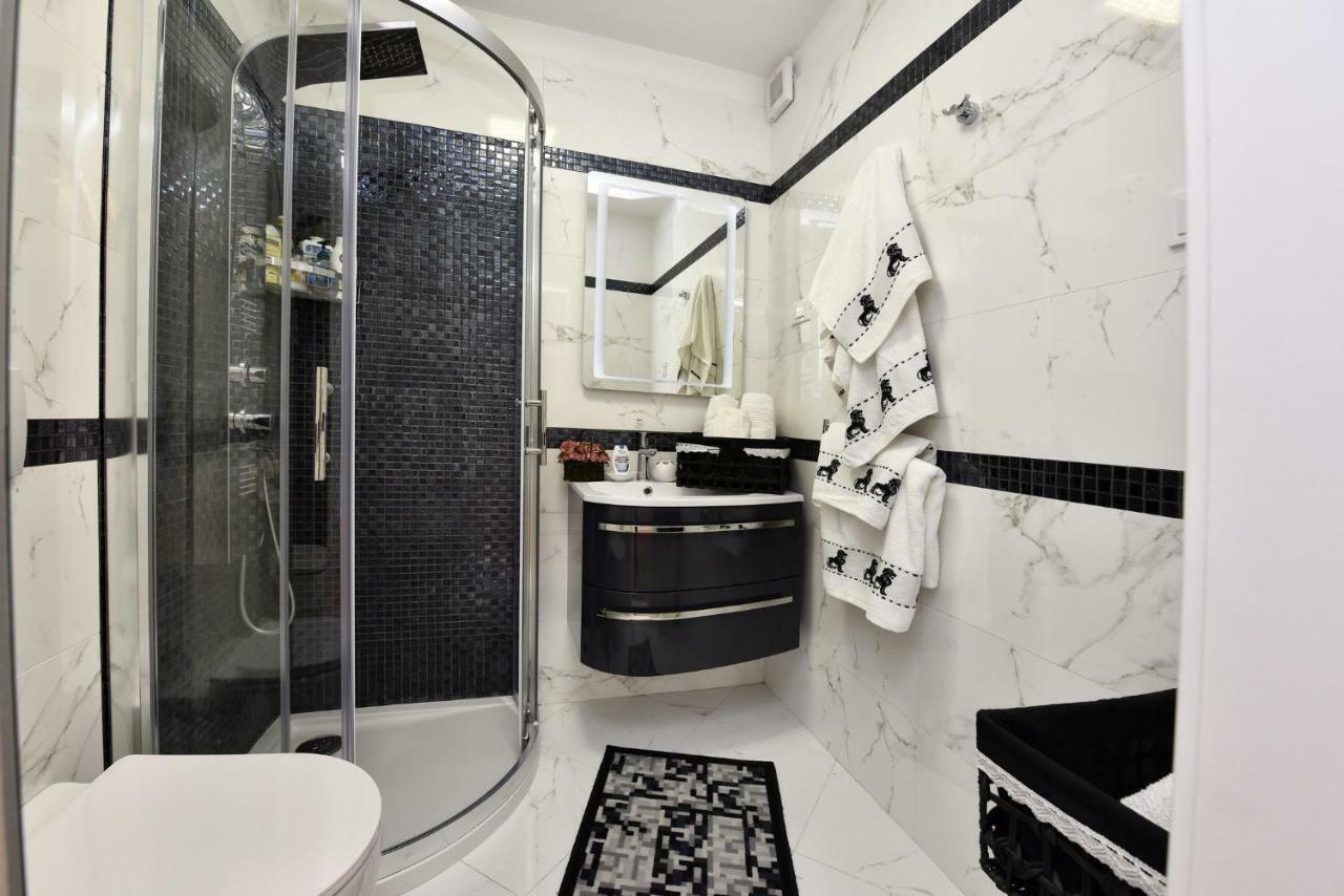 Apartment Markovski Poreč Eksteriør billede
